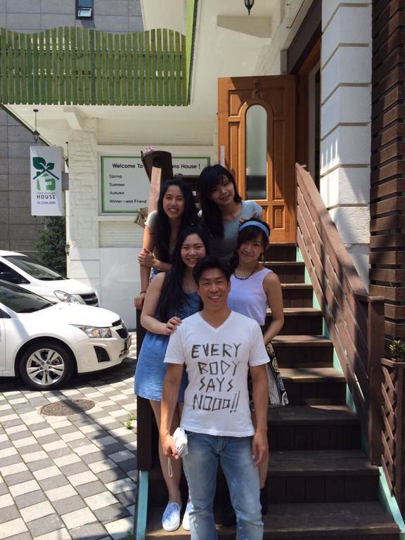 Four Seasons House Hotel Seoul Bagian luar foto
